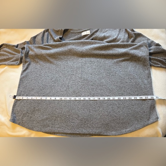 Maurice’s Women’s Gray Tunic Sweater 3X - Picture 10 of 12